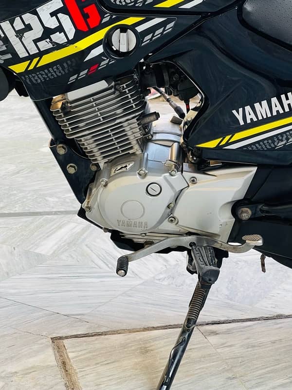 Yamaha ybr125g 4