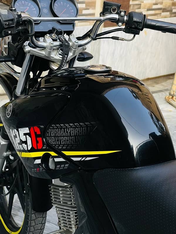 Yamaha ybr125g 6