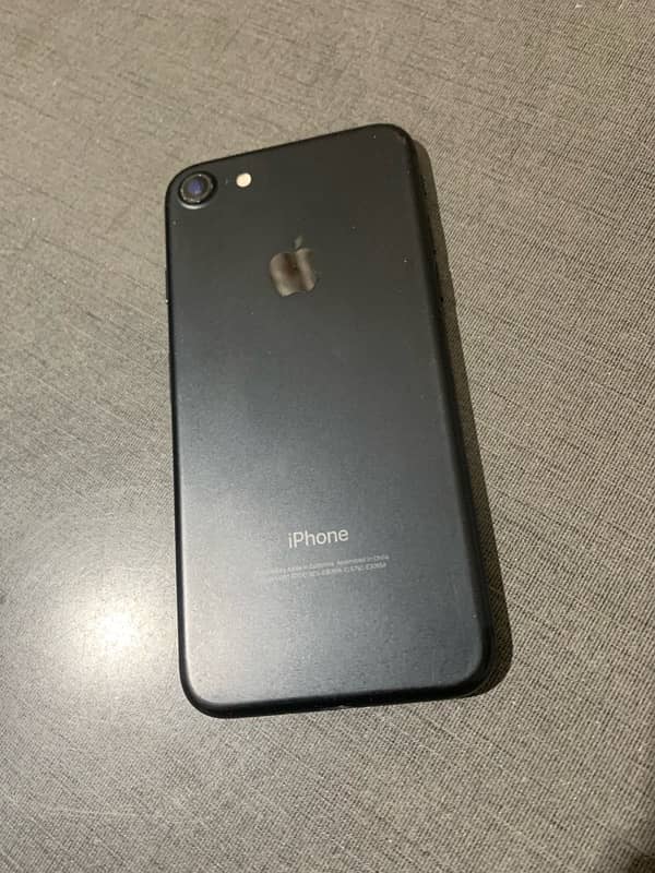 128gb Iphone 7 Pta Approved! 2