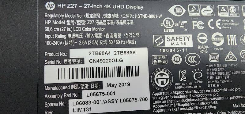 27inch HP Z27 4K UHD IPS USB-C Monitor 2