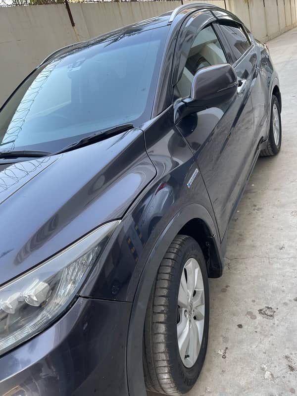 Honda Vezel X 2014 registered 2019 bumper to bumper Original 8