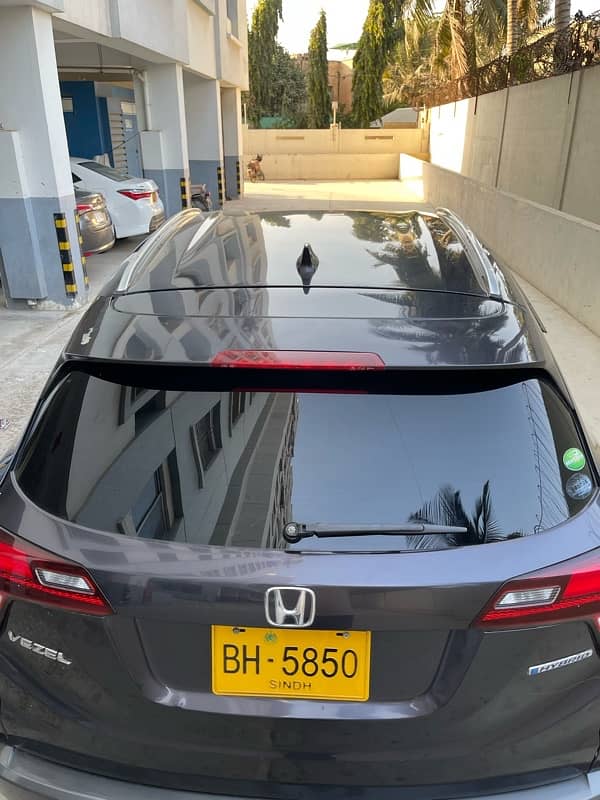 Honda Vezel X 2014 registered 2019 bumper to bumper Original 14