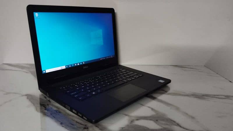 Scratch Less condition Dell vostro Core i7 7 Generation 2