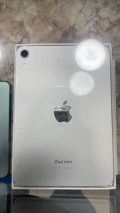 iPad mini 7 128gb 11 month warranty