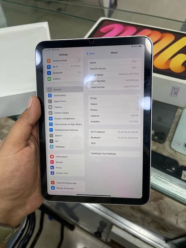 iPad mini 7 128gb 11 month warranty 1