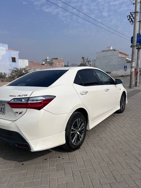 Toyota Corolla Altis 2021 3