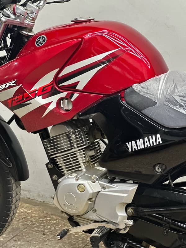 yamaha ybr125g 2017 japniess model ( low millage ) 5