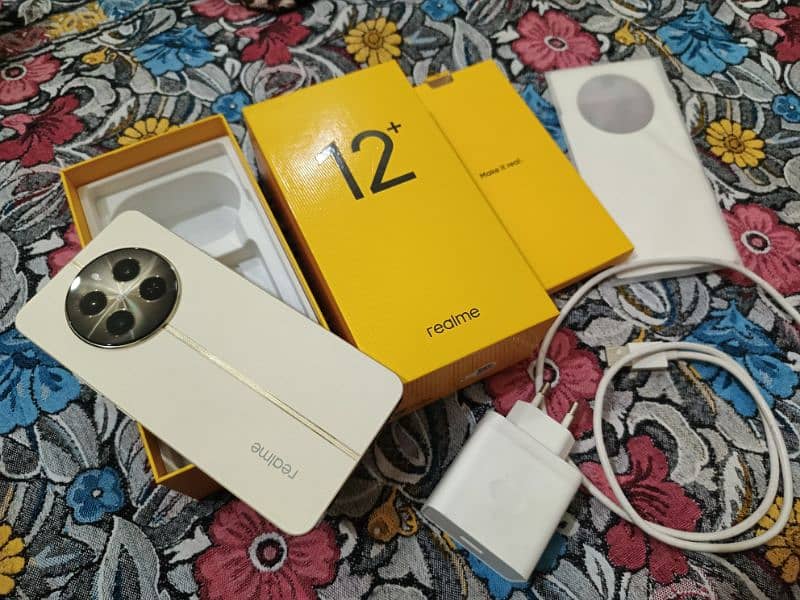 Realme 12 plus 0