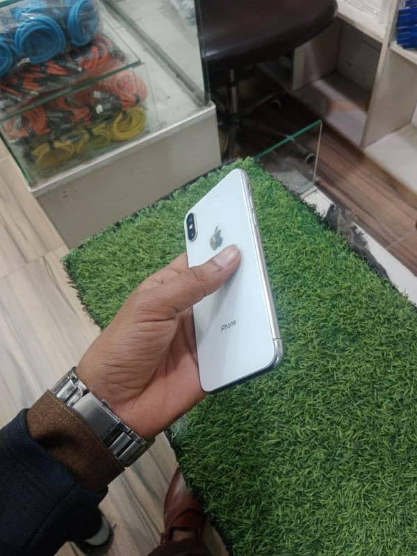 iphone x PTA approved 256gb 5