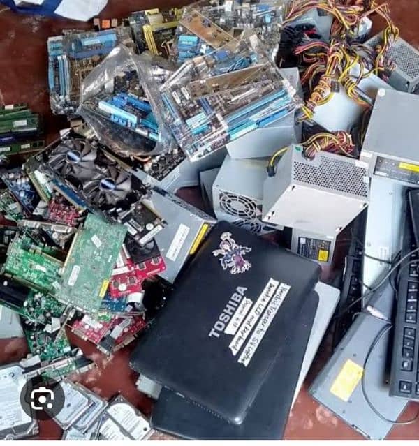 ham Purana computer scrap laptop lcd scrap ma late hain 1