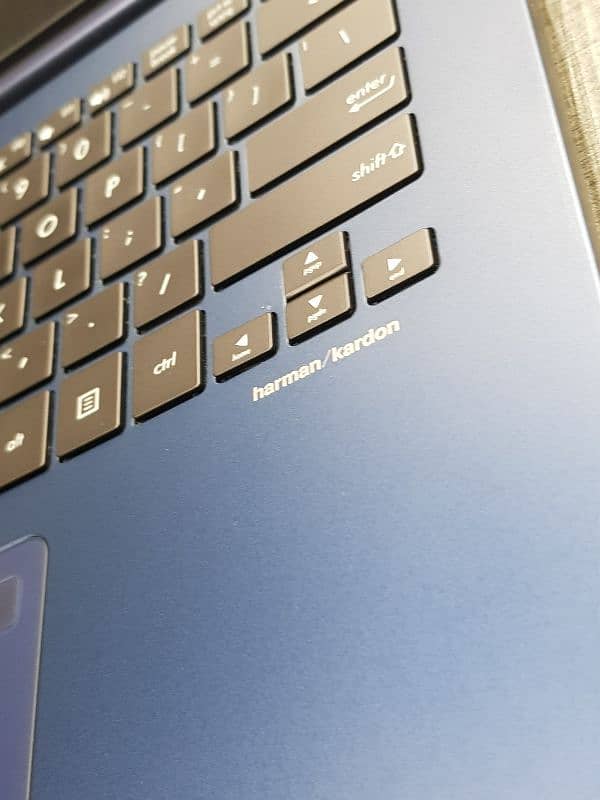 Asus Zenbook 12