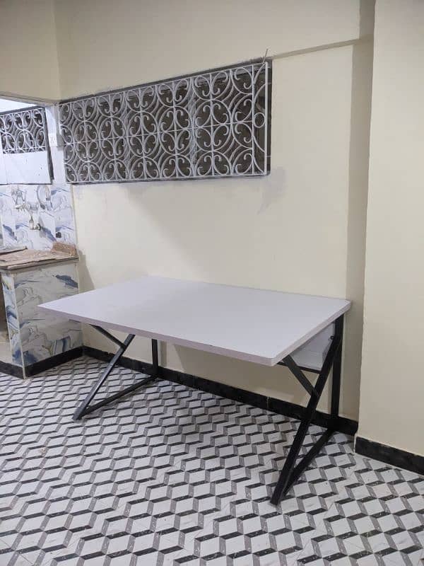 5 ft wide k shaped computer table 2