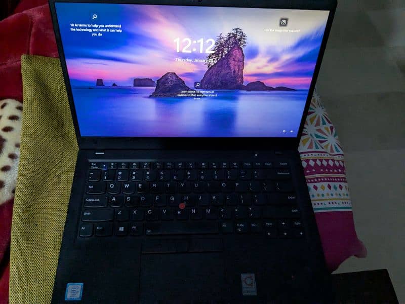 lenovo X1 carbon i7 8th gen 1