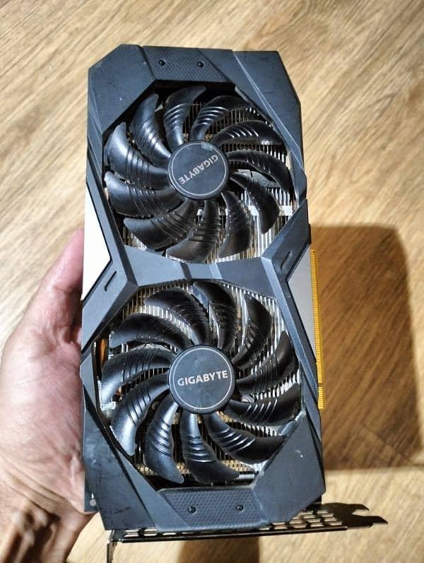 Gigabyte GTX 1660 OC 6GB 10/10 Condition CS 2 200+ FPS 7