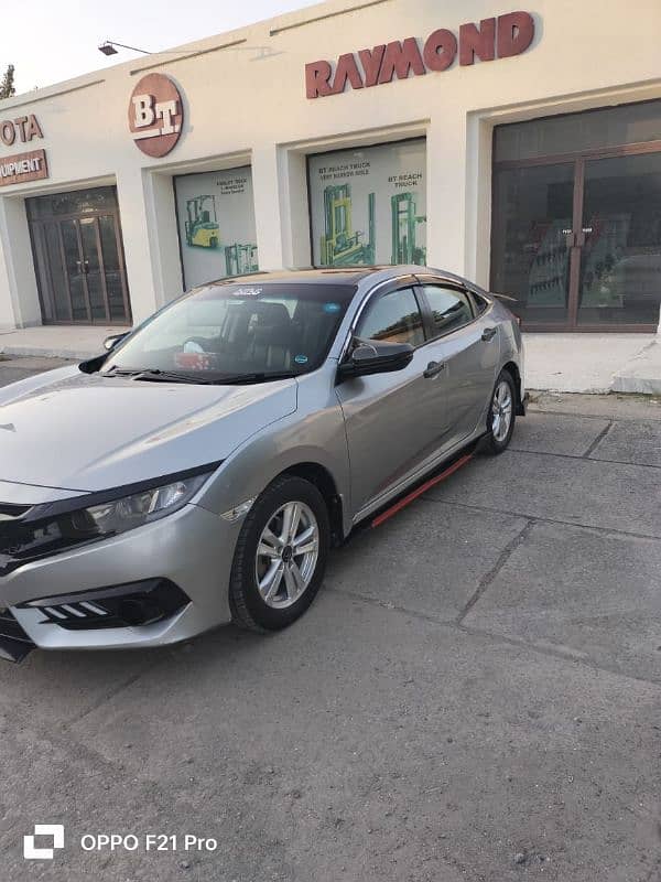 Honda Civic 2016 4