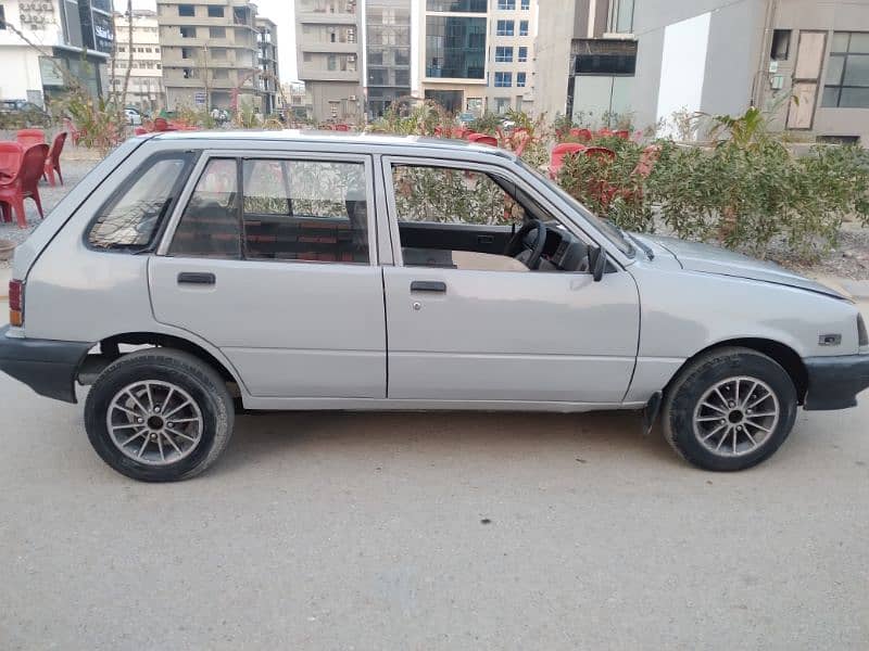 Suzuki Khyber 1999 9