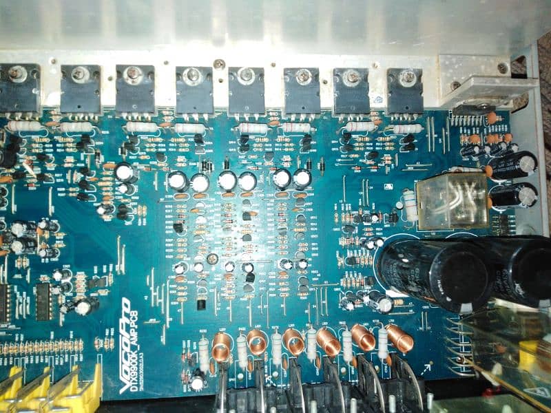 Vocopro Amplifier 6