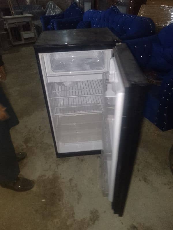 mini fridge for sale 9