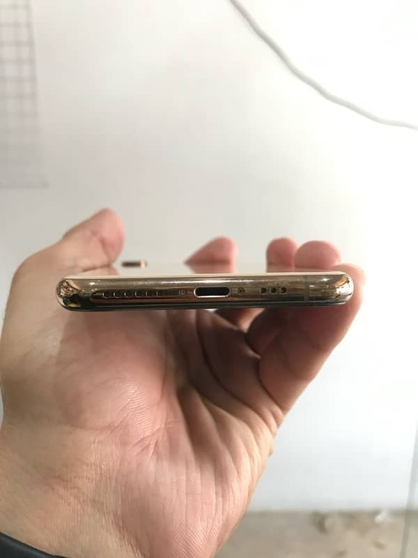 iPhone Xs Pta Approved Exchange Possible with 12/11 pro max 3