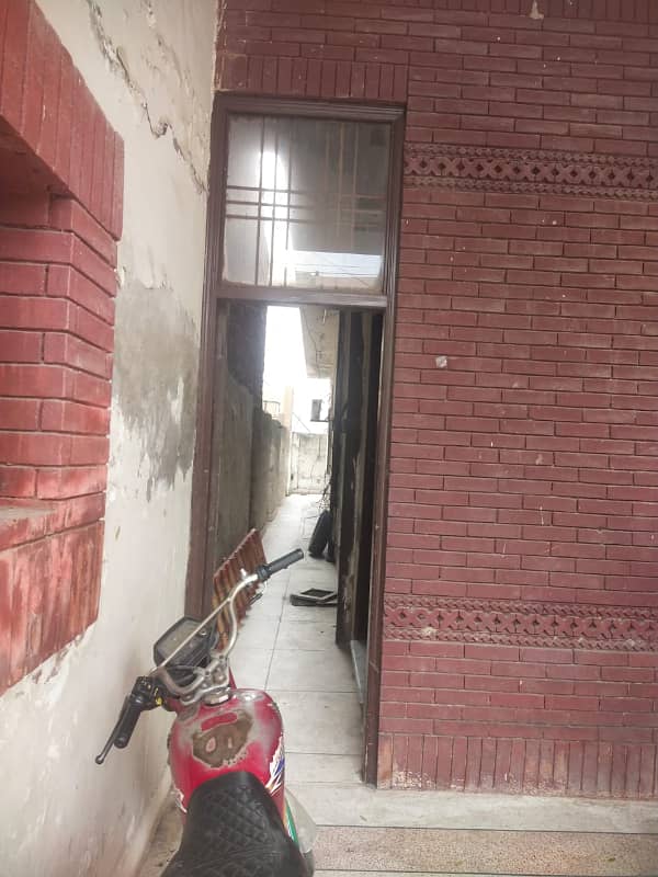 12 Marla Double Story House Owner Built Solid Construction in G1 Johar Town for Sale 14