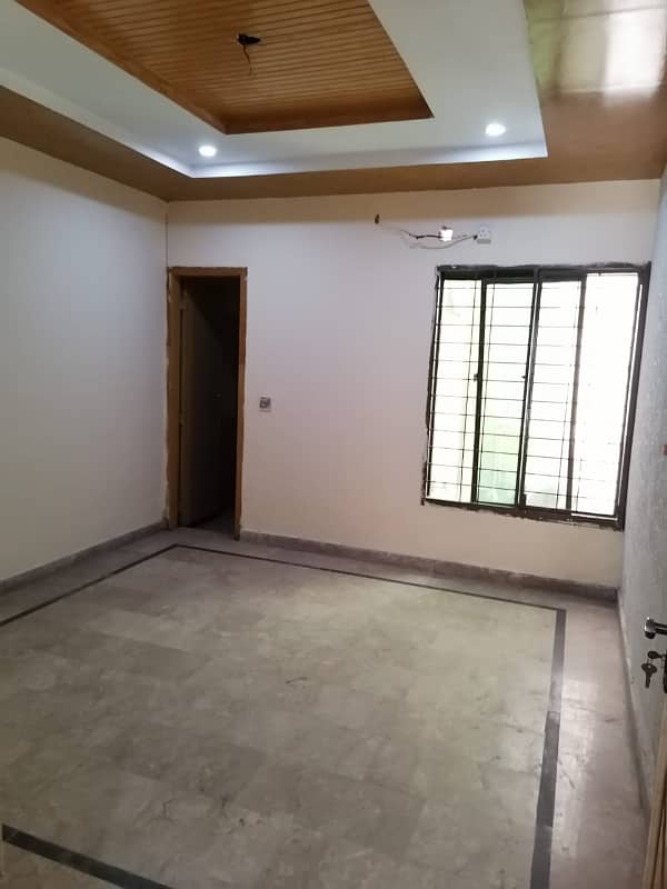 4 marla upper portion for Rent in super town near DHA main boulevard 0