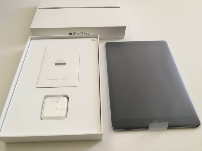 Apple Ipad pro 9.7 ,32gb silver box 0