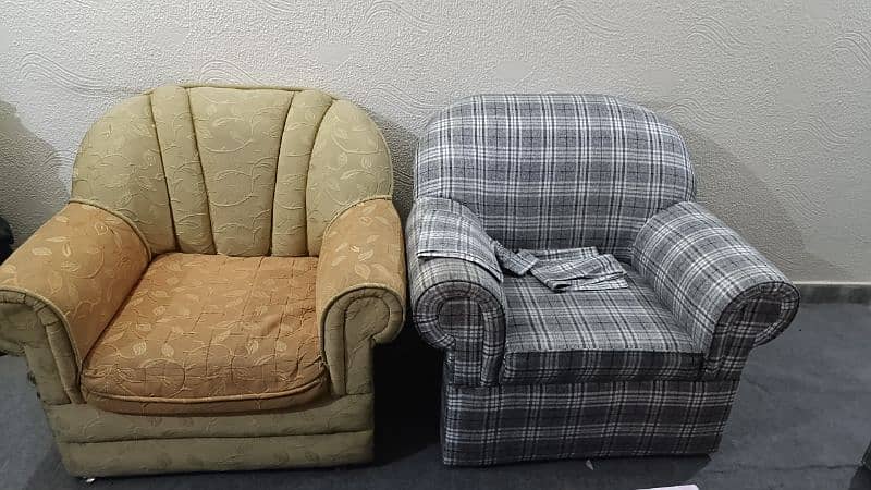 used Sofa set in best conditions 3+1+1 1