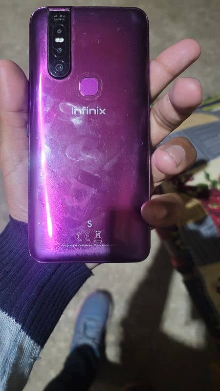 Infinix S5 Pro 6/128 GB 5