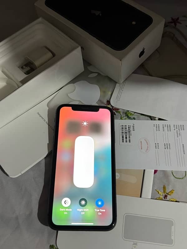 iphone 11 with full box 4