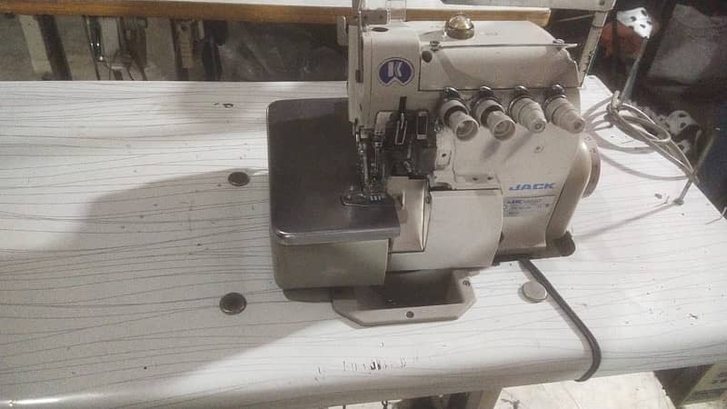 Overlock Machine for sale 0