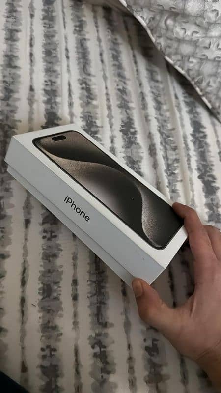 Iphone 15 pro max Non PTA 256 GB 8