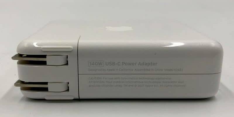 apple A2452 adapter for MacBook 0
