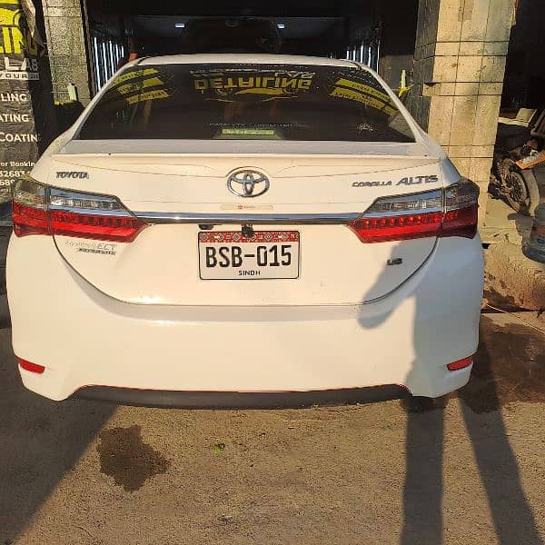 Toyota Corolla Altis 1.6 2018 4