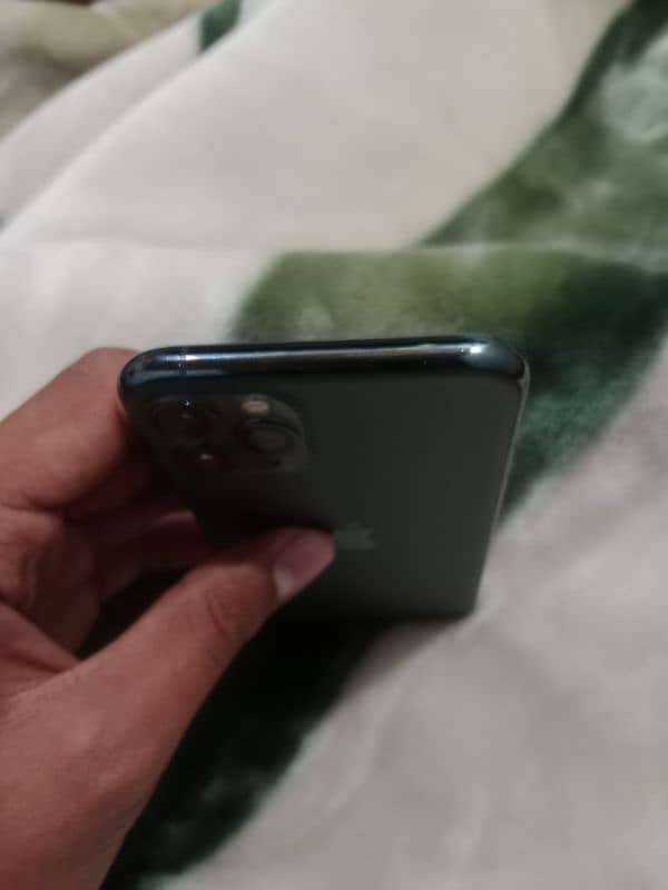 iPhone 11 pro (NON PTA) 6