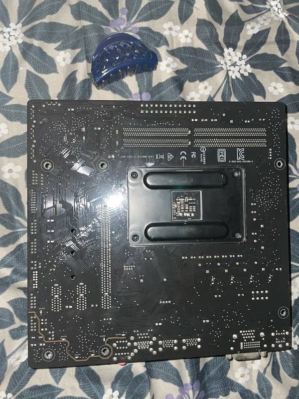 asus B450m m. 2 motherboard am4 1