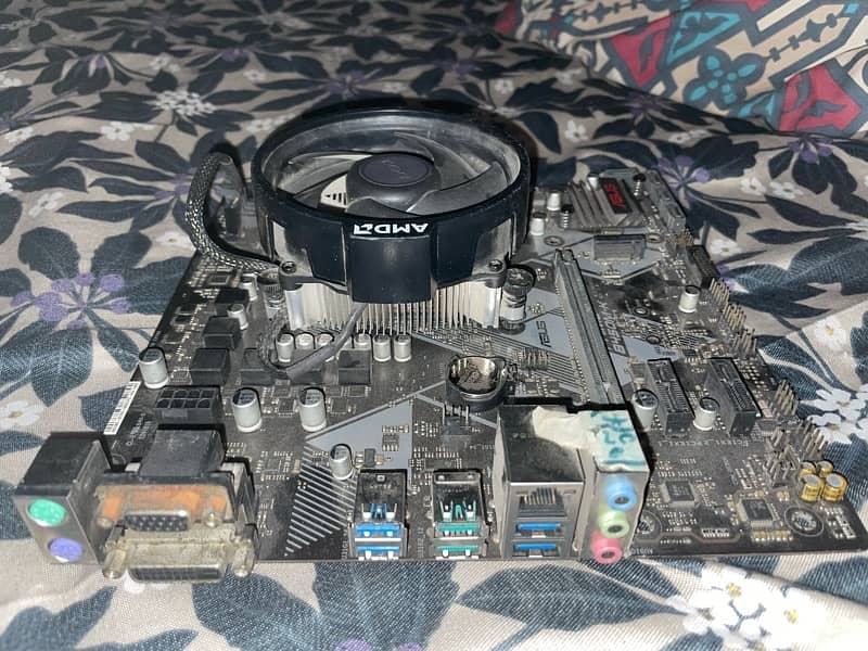 asus B450m m. 2 motherboard am4 3