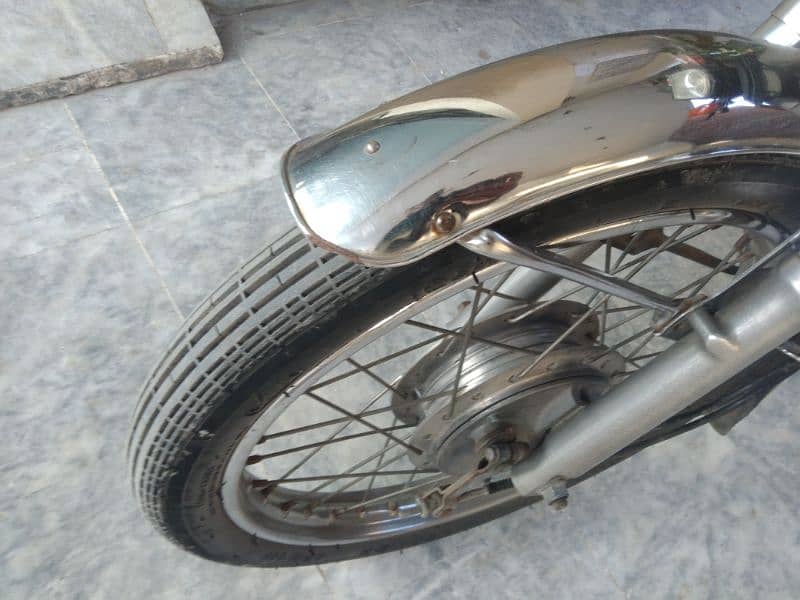 Honda 125 good condition 1