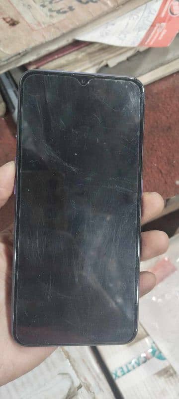 OPPO F11 8/256 GB WALA 4