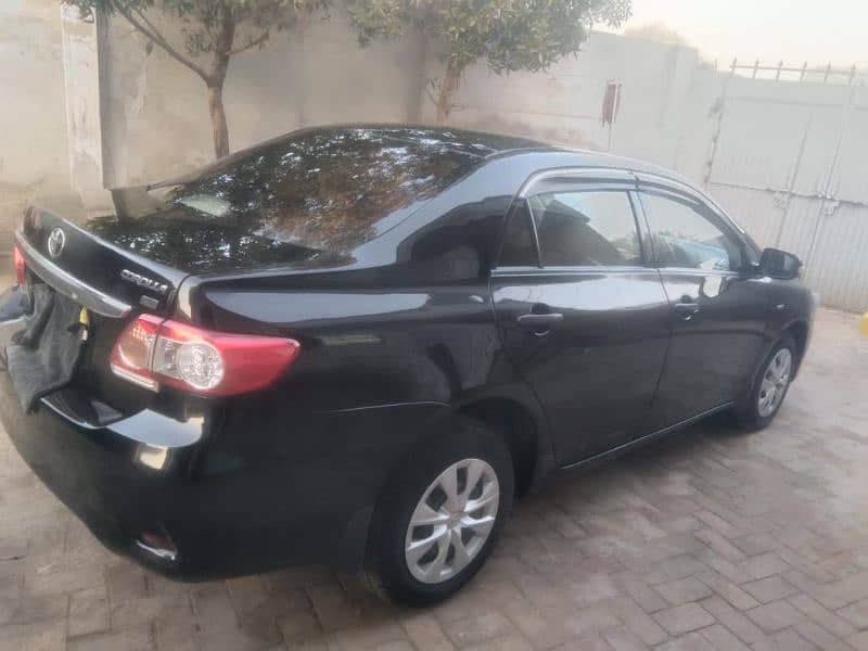 Toyota Corolla XLI 2013 9