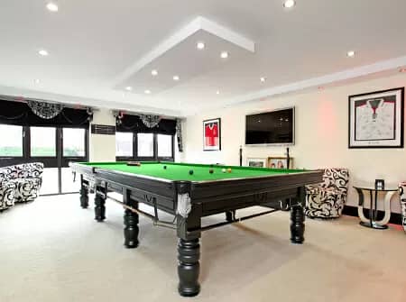 ALL TYPE OF SNOOKER & BILLIARD TABLE AVAILABLE FOR HOME & CLUB | DECEN 1