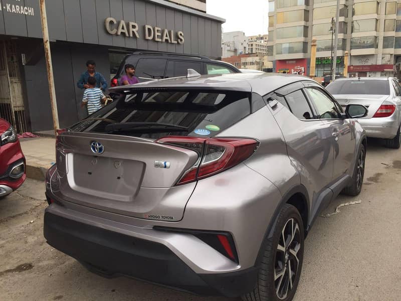 Toyota C-HR 2019/2024 4