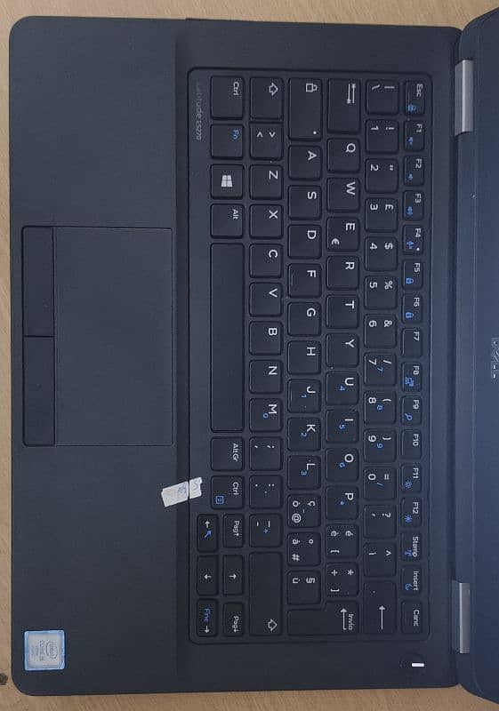 Dell 8GB ram M9 hard 0