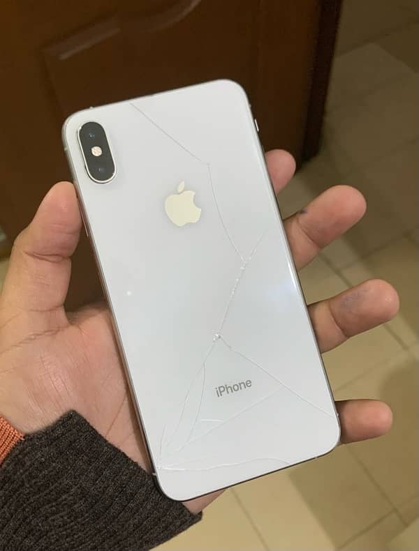 iPhone Xs Max 0