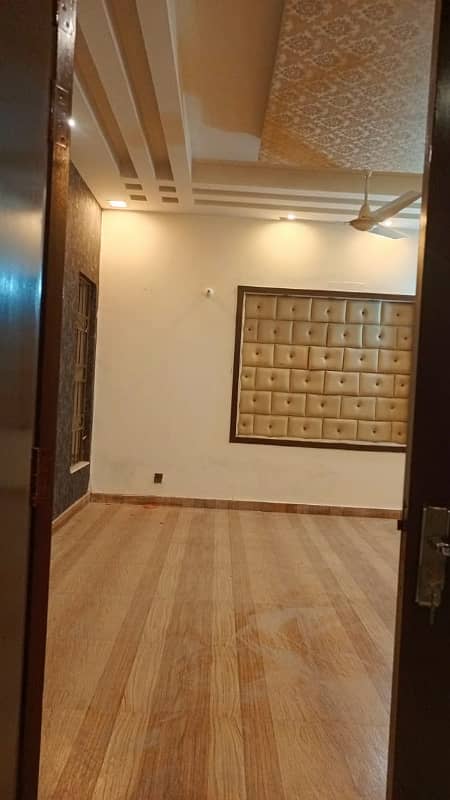 1 Kanal House for Rent in Johar Town Near UCP Best For office (Call center + Software house+ Guest House+Beauty Paular+Saloon+ Hotel) 25