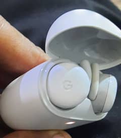 Google Pixel Earbuds / JLab Go Air Earbuds