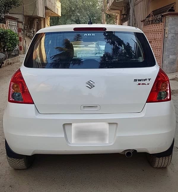 Suzuki Swift DLX Navigation, 1.3 Manual (2019) 6