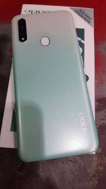 oppo A-31  Mobile 8/256 with box and charger 2