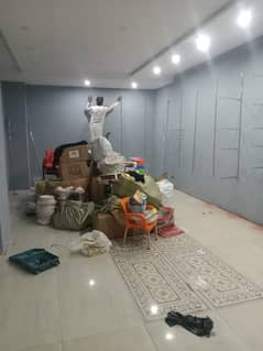 FIRST FLOOR SHOP FOR RENT