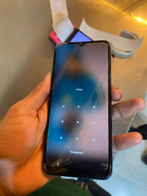 I am selling my vivo y15s mobile 3