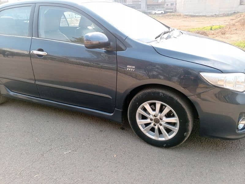 Toyota Corolla Altis 2011 crustronic 1.8 sr 15